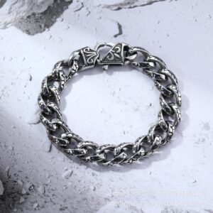 Wholesale Stainless Steel Leopard Bracelet Men's Titanium Steel Bracelet Cast Bracelet Retro Hip Hop Bracelet CE351