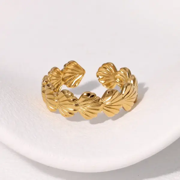 Wholesale PVD Coated Real Gold Plated 18K Gold Shell 304 Stainless Steel Marine Style Beach Tropical Waterproof Non Tarnish Open Rings