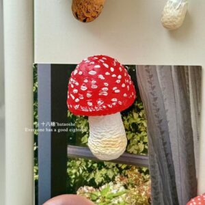 Red umbrella mushroom simulated mushroom refrigerator magnet