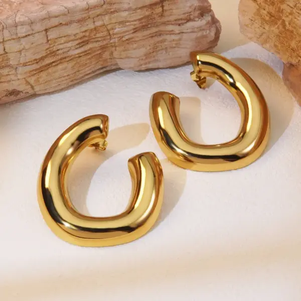 Wholesale 1 Pair Simple Style Classic Style Cool Style Geometric 304 Stainless Steel Imitation Gold Electroplating Ear Studs