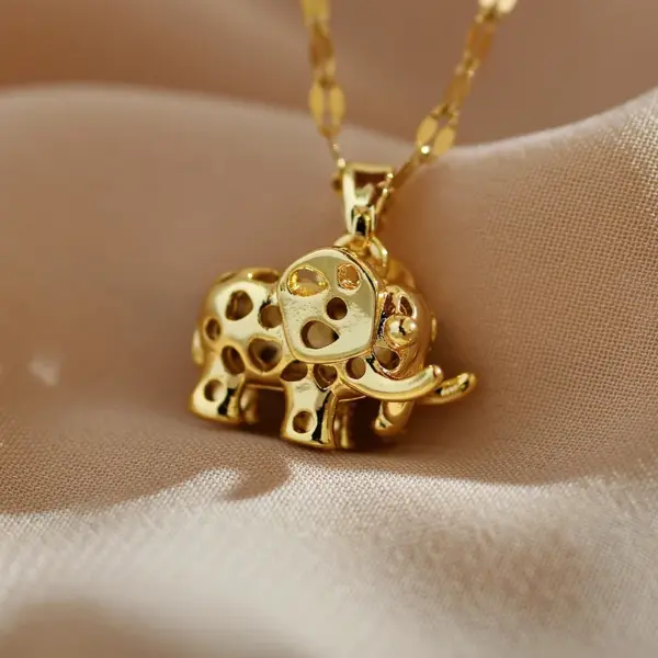 Copper Elephant PVD Coated Zircon Gold Plated Cute Waterproof Non Tarnish Plating Inlay Lobster Trigger Clasp Closure Pendant Necklace