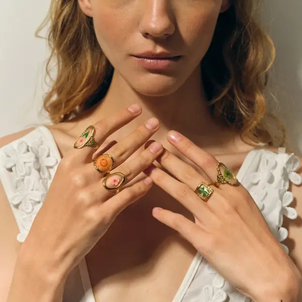 PVD Coated Real Gold Plated 18K Gold Flower 304 Stainless Steel Sweet Artistic Waterproof Non Tarnish Open Rings