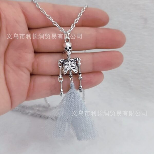 Wholesale Cross-border Halloween Skull Necklace Vintage Distressed Skeleton Necklace Personalized Harajuku Exaggerated Dark Punk Jewelry