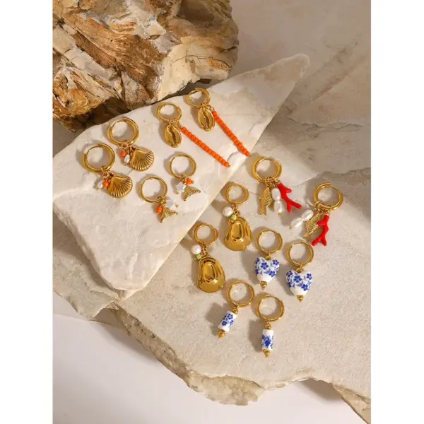 Wholesale 304 Stainless Steel Geometric PVD Coated 18K Real Gold Plated Real Gold Plated Simple Style Classic Style Waterproof Non Tarnish Charm Sleeper Hoop Earrings Drop Earrings