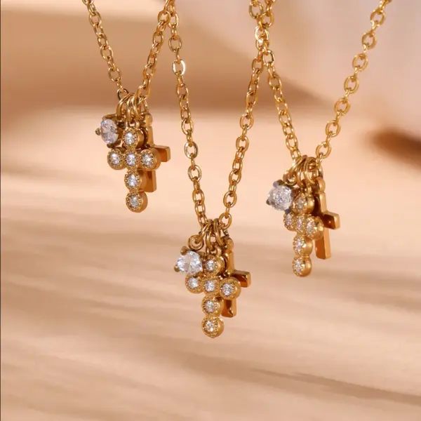 Wholesale PVD Coated Real Gold Plated 18K Gold Geometry 304 Stainless Steel Imitation Diamond Elegant Luxurious Shiny Waterproof Non Tarnish 304 Stainless Steel Lobster Trigger Clasp Closure Necklace