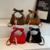 Wholesale Vintage-style suede bag, shoulder bag, underarm bag, crossbody bag
