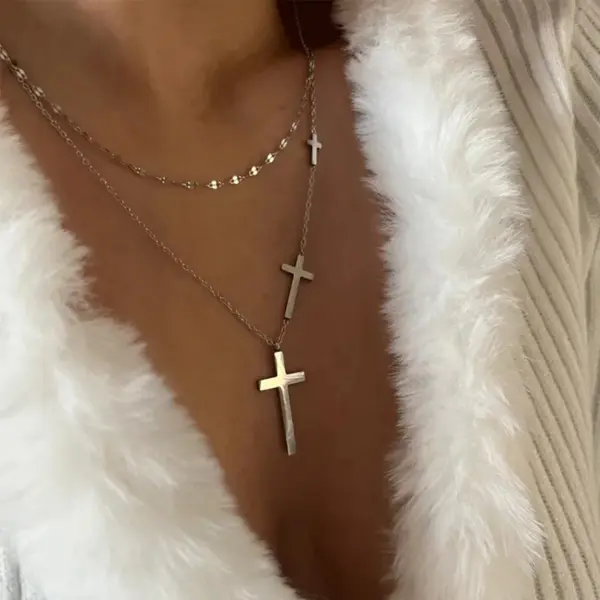 304 Stainless Steel Cross PVD Coated Zircon Real Gold Plated 18K Gold Simple Style Waterproof Non Tarnish Cross Chain Lobster Trigger Clasp Closure Gold Pendant Necklace