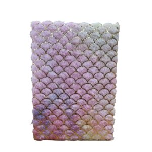 Plush / Colorful fish scale gradient