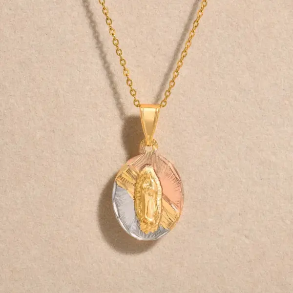 Wholesale Jewelry Religion Classic Style Human Virgin Mary 201 Stainless Steel Copper Shell Zircon 18K Gold Plated Pendant Necklace