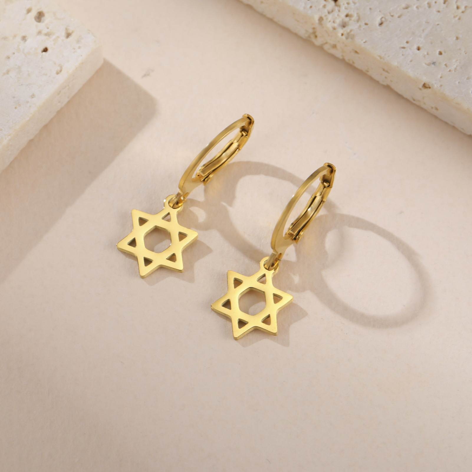 Wholesale Factory Direct Selling Foreign Trade Hot Selling Ladies Jewelry Gift Mini Six-inted Star Small Pendant 304 Stainless Steel Necklace