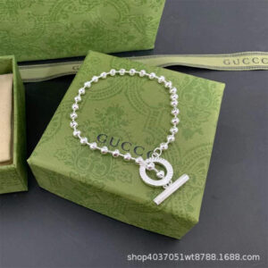 Ot buckle flower bead bracelet
