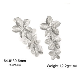 Steel color three flowers