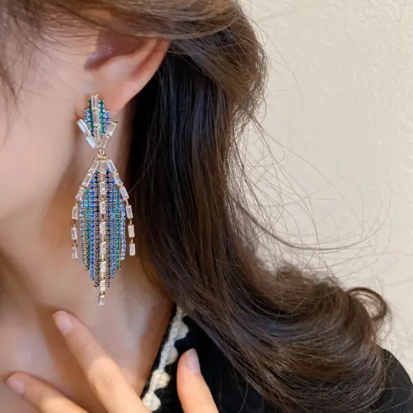 Wholesale Copper Rhinestones Pearl Geometric Butterfly Inlay Streetwear Drop Earrings For Women'S