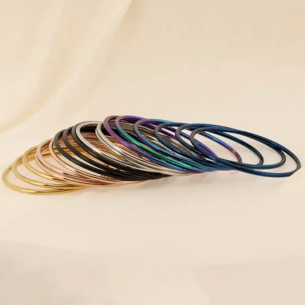 PVD Coated 18K Gold Plated Round Solid Color 304 Stainless Steel Basic Simple Style Classic Waterproof Non Tarnish Titanium Bangle