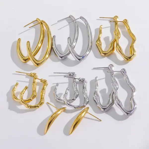 Wholesale PVD Coated 14K Gold Real Gold Plated Solid Color 304 Stainless Steel Modern Style Simple Style Waterproof Non Tarnish Ear Studs