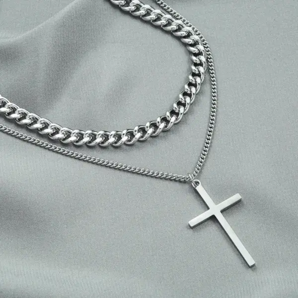 PVD Coated 18K Gold Plated Cross 304 Stainless Steel Fashion Waterproof Non Tarnish 304 Stainless Steel Pendant Necklace