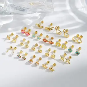 PVD Coated Real Gold Plated 14K Heart Shape Flower 304 Stainless Steel Simple Style Commute IG Waterproof Non Tarnish Small Stud Earrings Ear Studs