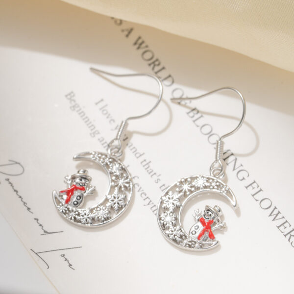 oly-a23a55f1c50e9d74a3a0d717daec0a6a Wholesale Fun and playful snowman earrings for Christmas this winter