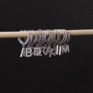 Silver / M