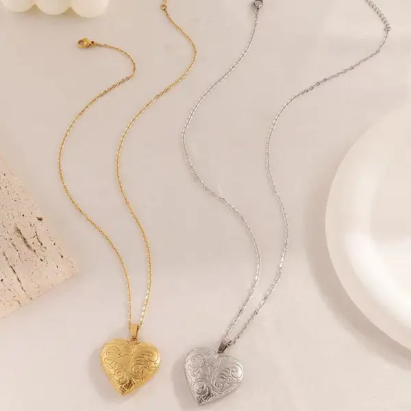 PVD Coated Real Gold Plated 18K Heart Shape 304 Stainless Steel Sweet Simple Style Waterproof Non Tarnish Pendant Necklace Locket