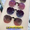 Wholesale cut edge flip sunglasses larized clip frameless round men's and women's UV protection sunglasses clip