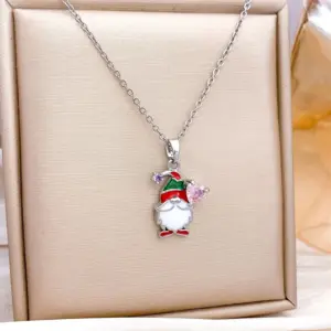 XL5370 Santa Claus Necklace / Silver