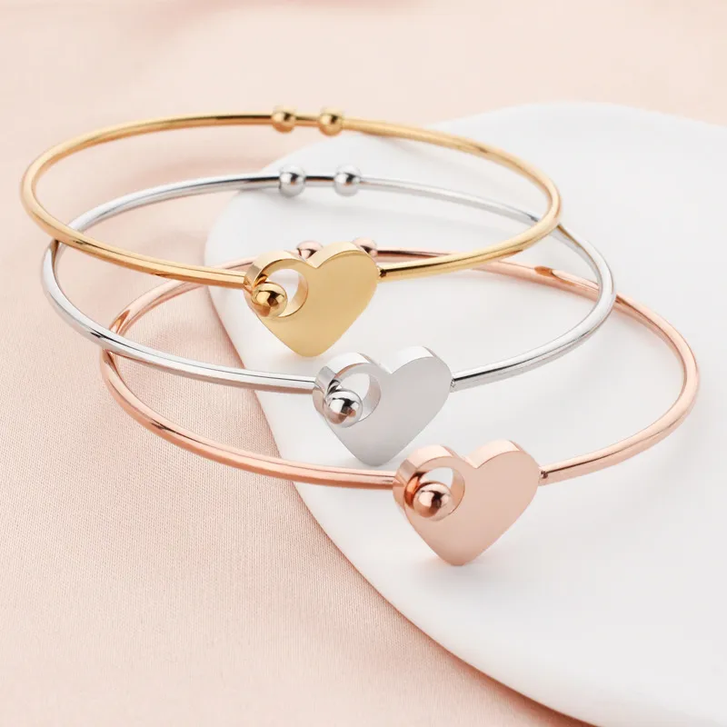 Wholesale Fashion Heart Shape Titanium Steel Plating Bangle 1 Piece