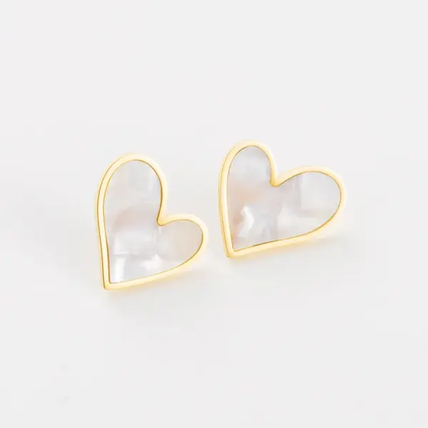 Wholesale PVD Coated Real Gold Plated 14K Gold Heart Shape 304 Stainless Steel Retro Waterproof Non Tarnish Ear Studs