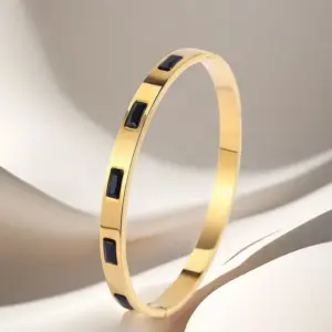 30 B-A-4 Gold Black Diamond