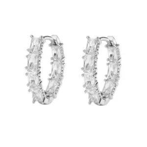 White Gold Color T White Diamond 1 Pair