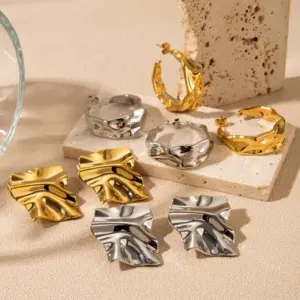 PVD Coated C Shape 304 Stainless Steel Simple Style Waterproof Non Tarnish Ear Studs