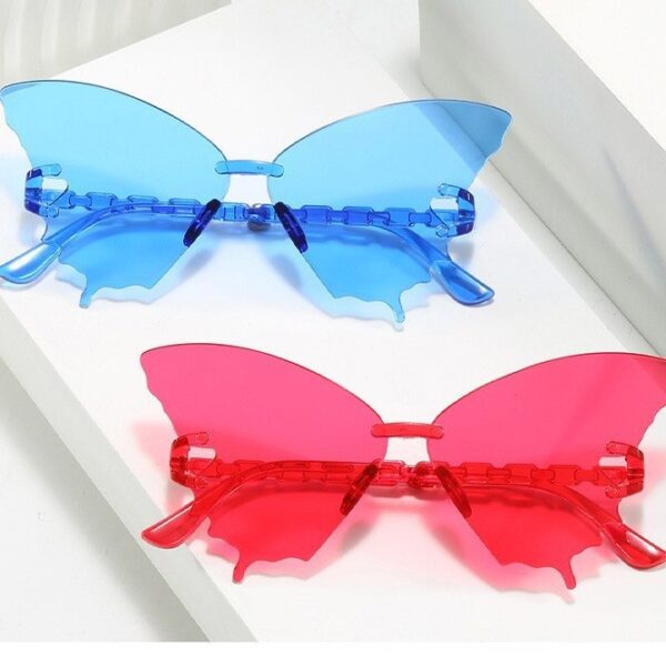 Wholesale New Butterfly Glasses Integrated Lens Sunglasses Fashion Trend Personalized Cross-border Glasses Europe and America Street Little Red Book