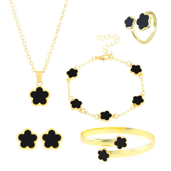 Wholesale Cross-border Hot Sale Five-leaf Clover Jewelry suit Women's Simple Oil Dropping Lucky Flower Necklace All-match Bracelet Earrings 5-piece Set