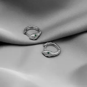 D0312 Snake Pattern Ear Clip-Silver