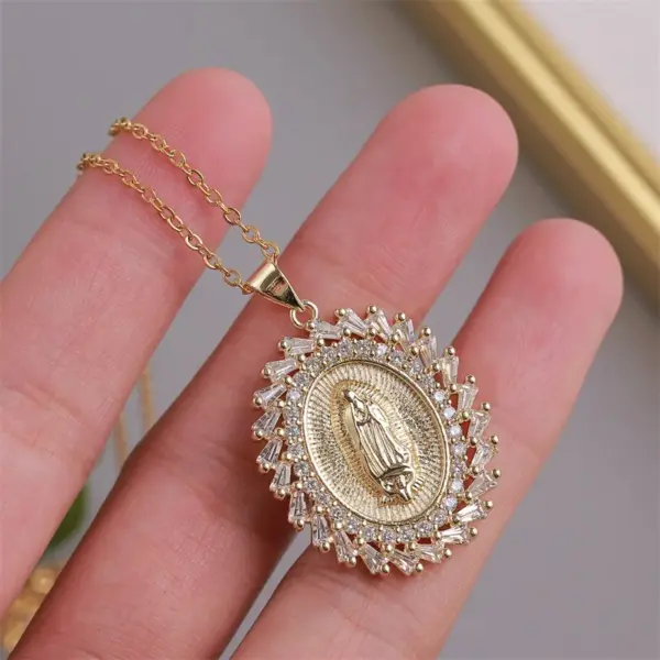 Wholesale Virgin Mary Pendant Copper Inlaid Zirconium Necklace Wholesale Nihaojewelry