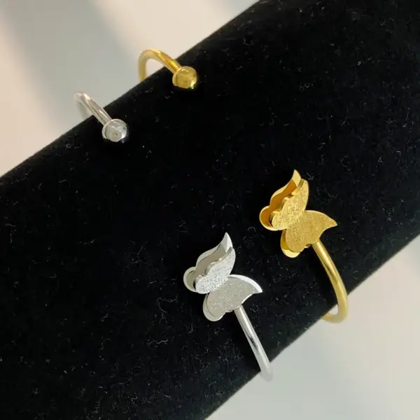 Wholesale PVD Coated Gold Plated Butterfly Stainless Steel Elegant Waterproof Non Tarnish 304 Stainless Steel Bangle