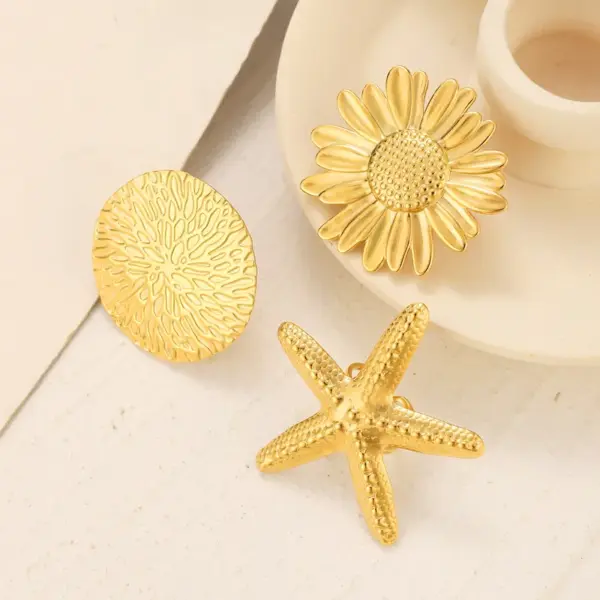 Ion Plating (IP) Round Starfish Flower 304 Stainless Steel Vintage Style Simple Style Waterproof Non Tarnish Open Rings