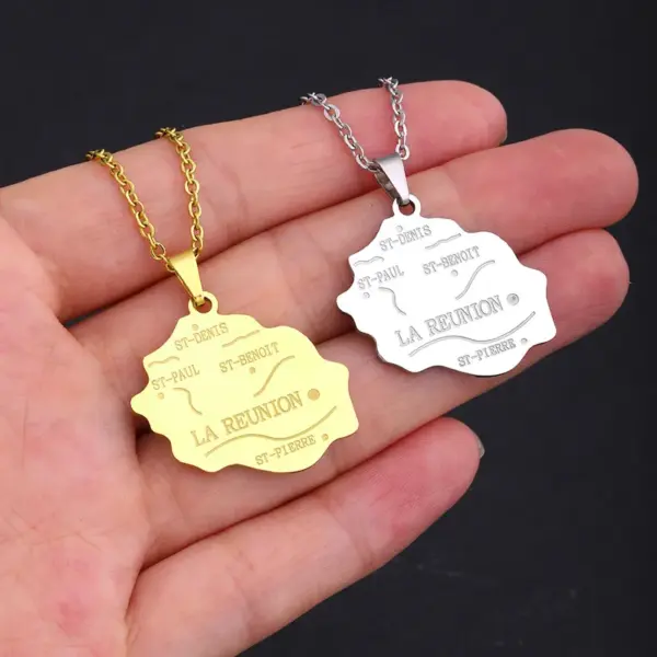 Wholesale Real Gold Plated Map Letter Titanium Steel Casual Waterproof Non Tarnish Titanium Steel Pendant Necklace
