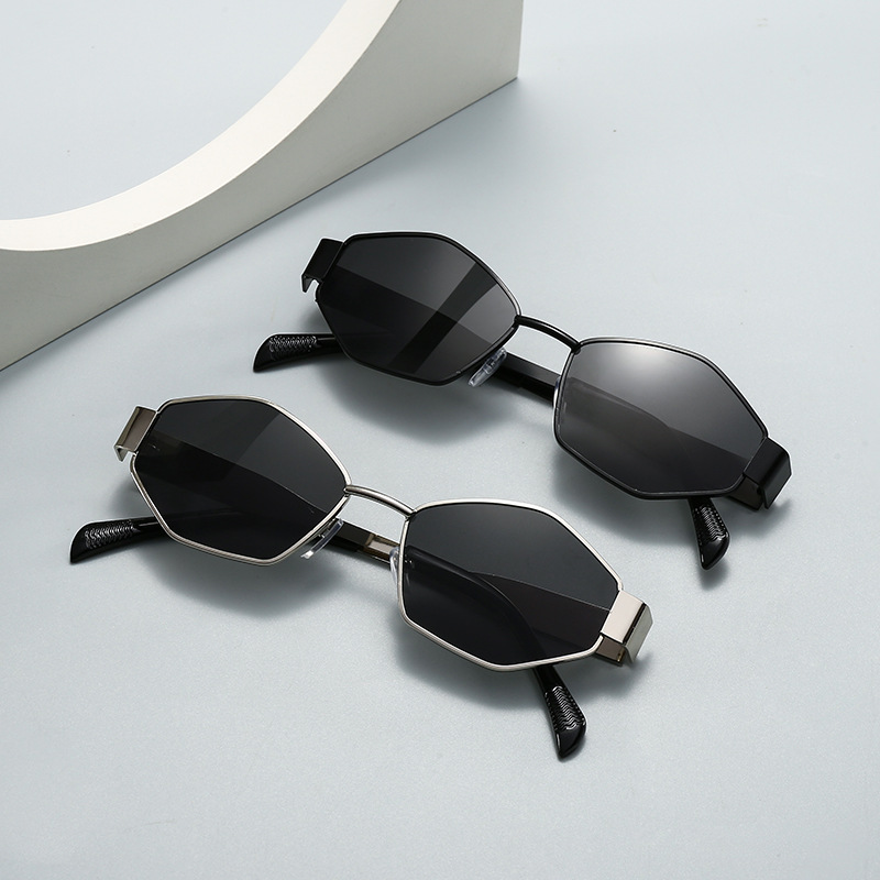 Wholesale Cross-Border New Diamond-Shaped Glasses Arc De Triomphe Fashion Internet Celebrity Sunglasses Metal Small Frame lygonal Sunglasses