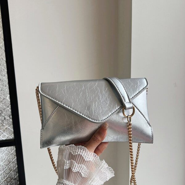 Wholesale Cross-border Bag Women's New Korean-style Shoulder Chain Bag Fashionable Stylish Envelope Crossbody Bag All-match Change Mobile Phone Bag