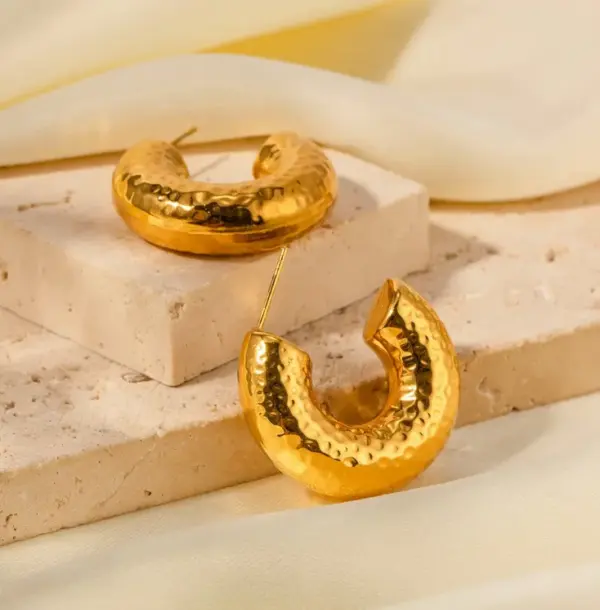 Wholesale 1 Pair Lady Simple Style C Shape Stainless Steel 18K Gold Plated Ear Studs