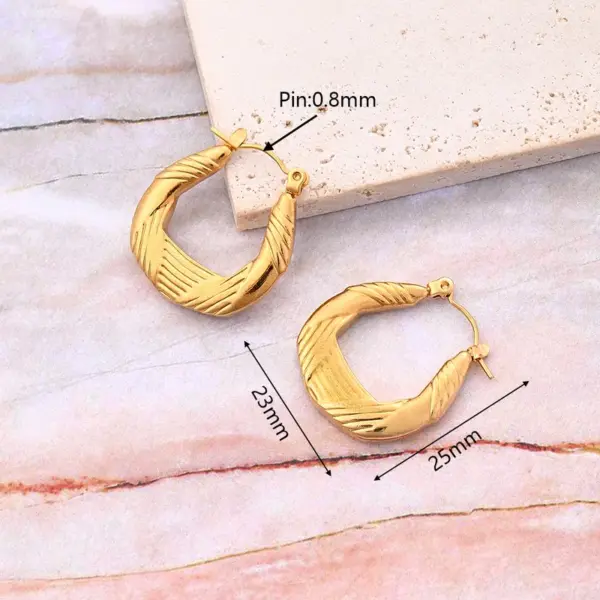 1 Pair/Package Casual Vintage Style Simple Style U Shape Solid Color Lines Irregular Polishing Plating 304 Stainless Steel 18K Gold Plated Earrings