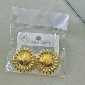 Gold / Average Size / F1-15