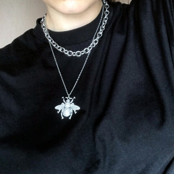 Wholesale European and American Exaggerated Personality Fashion Trend Retro Hot Selling Alloy Necklace Necklace Ball Chain Animal Clavicle Chain Batch