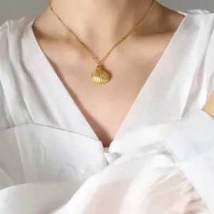 P948-Gold Necklace (40 + 5cm)