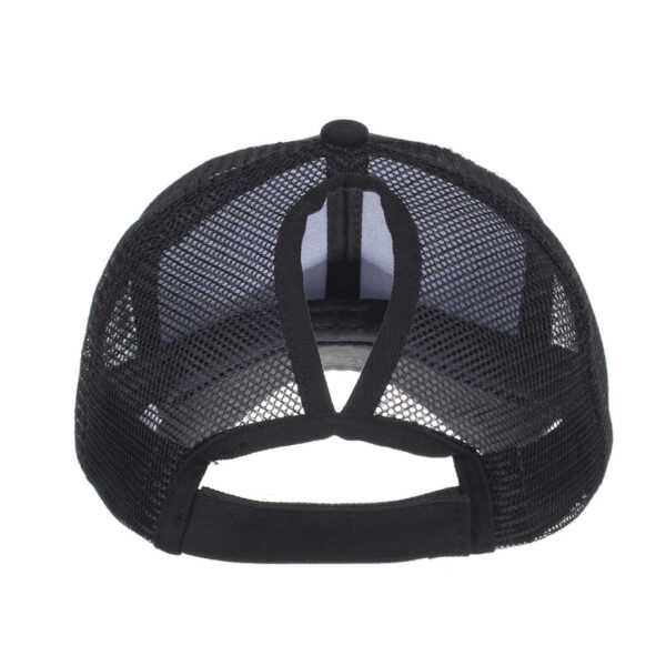 Wholesale Zhongmei Spring and Summer New Light Edition 7 Color Ponytail Hole Mesh Cap Baseball Cap Sunshade Outdoor Sun Hat B654