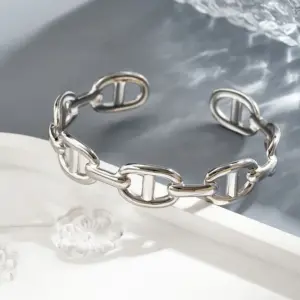 B (inner Diameter: About 60mm) / 1 Pc/Package