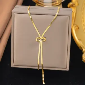 H1218 Necklace with Golden Bow
