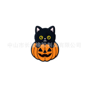 Black cat pumpkin beads-yellow eyes