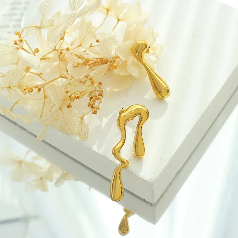 Wholesale PVD Coated Real Gold Plated Asymmetrical Titanium Steel French Style Waterproof Non Tarnish Ear Studs
